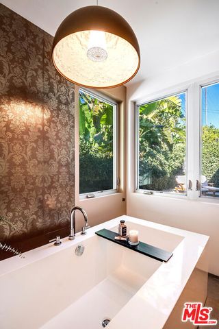 $10,995 | 5705 Katherine Avenue, Sherman Oaks, CA 91401