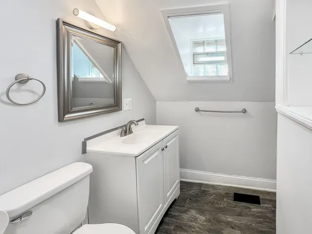 wooden floor in a room