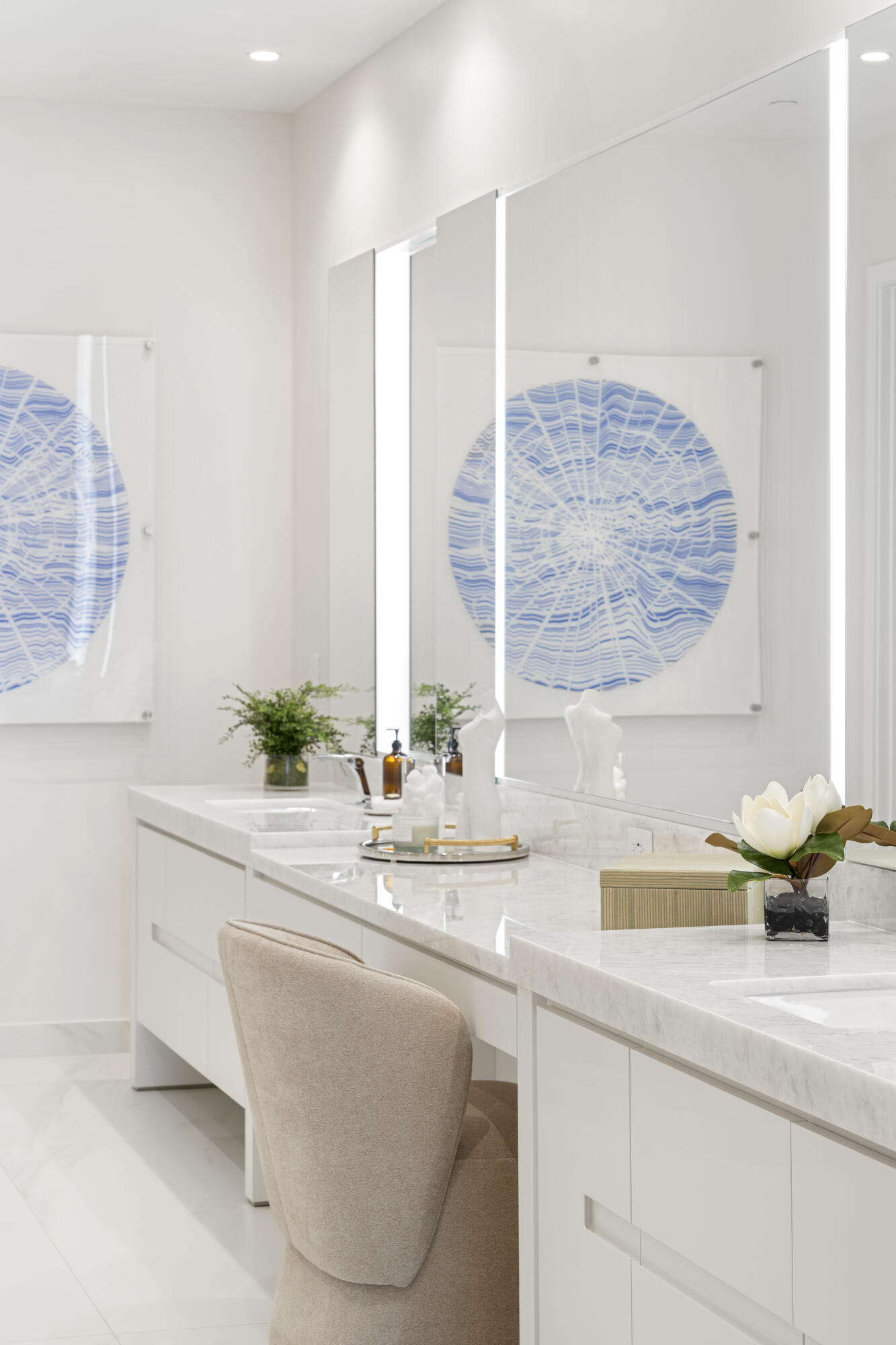 220 Southeast Mizner Boulevard, Unit PH922 Boca Raton, FL 33432 - Photo 6 of 25 Primary Bathroom