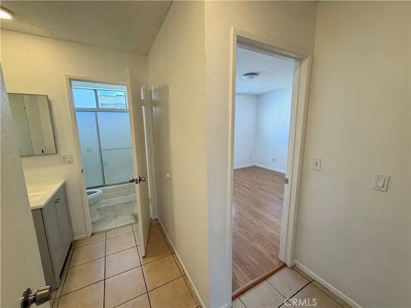 $2,700 | 240 West Verdugo Avenue, Burbank, CA 91502