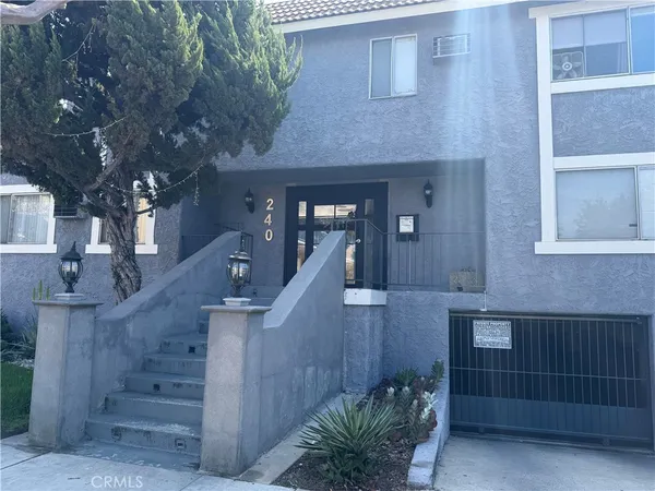 $2,700 | 240 West Verdugo Avenue, Burbank, CA 91502