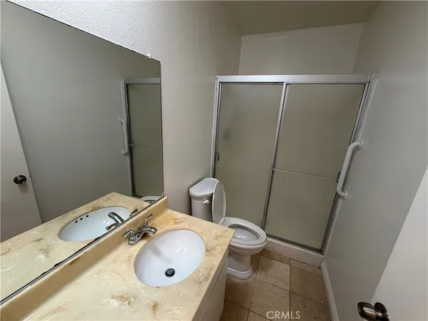 $2,700 | 240 West Verdugo Avenue, Burbank, CA 91502