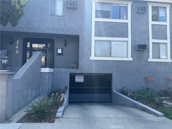 $2,700 | 240 West Verdugo Avenue, Burbank, CA 91502