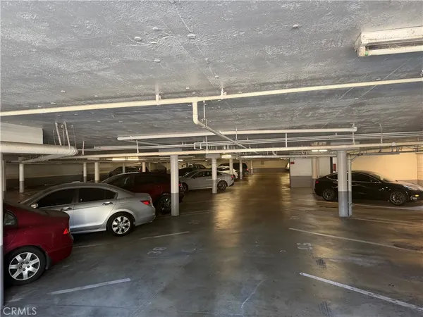 $2,700 | 240 West Verdugo Avenue, Burbank, CA 91502