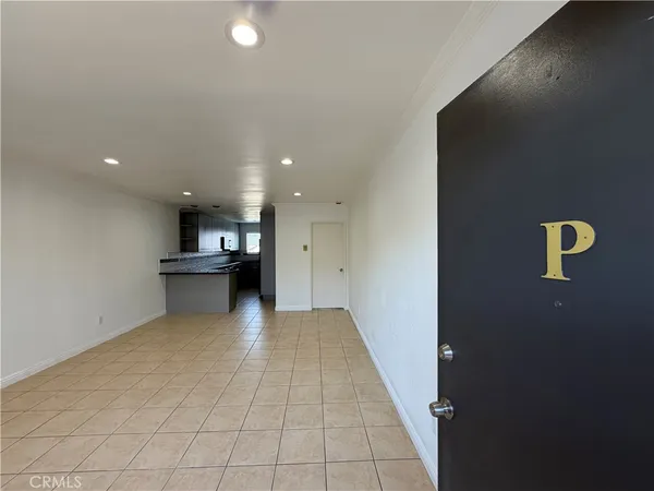 $2,700 | 240 West Verdugo Avenue, Burbank, CA 91502