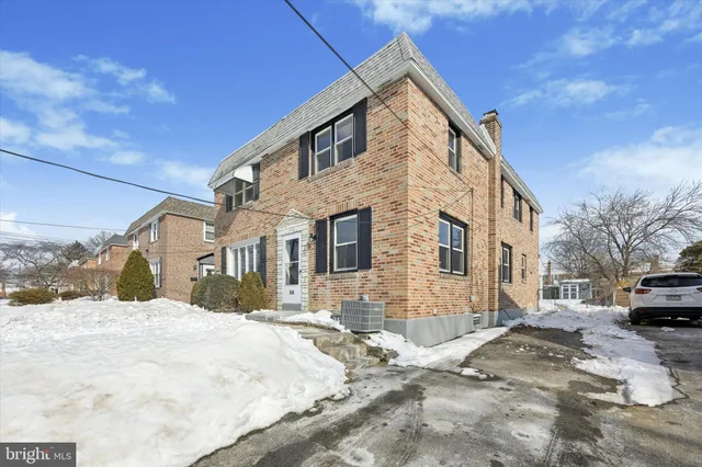 $315,000 | 346 Brighton Terrace, Holmes, PA 19043