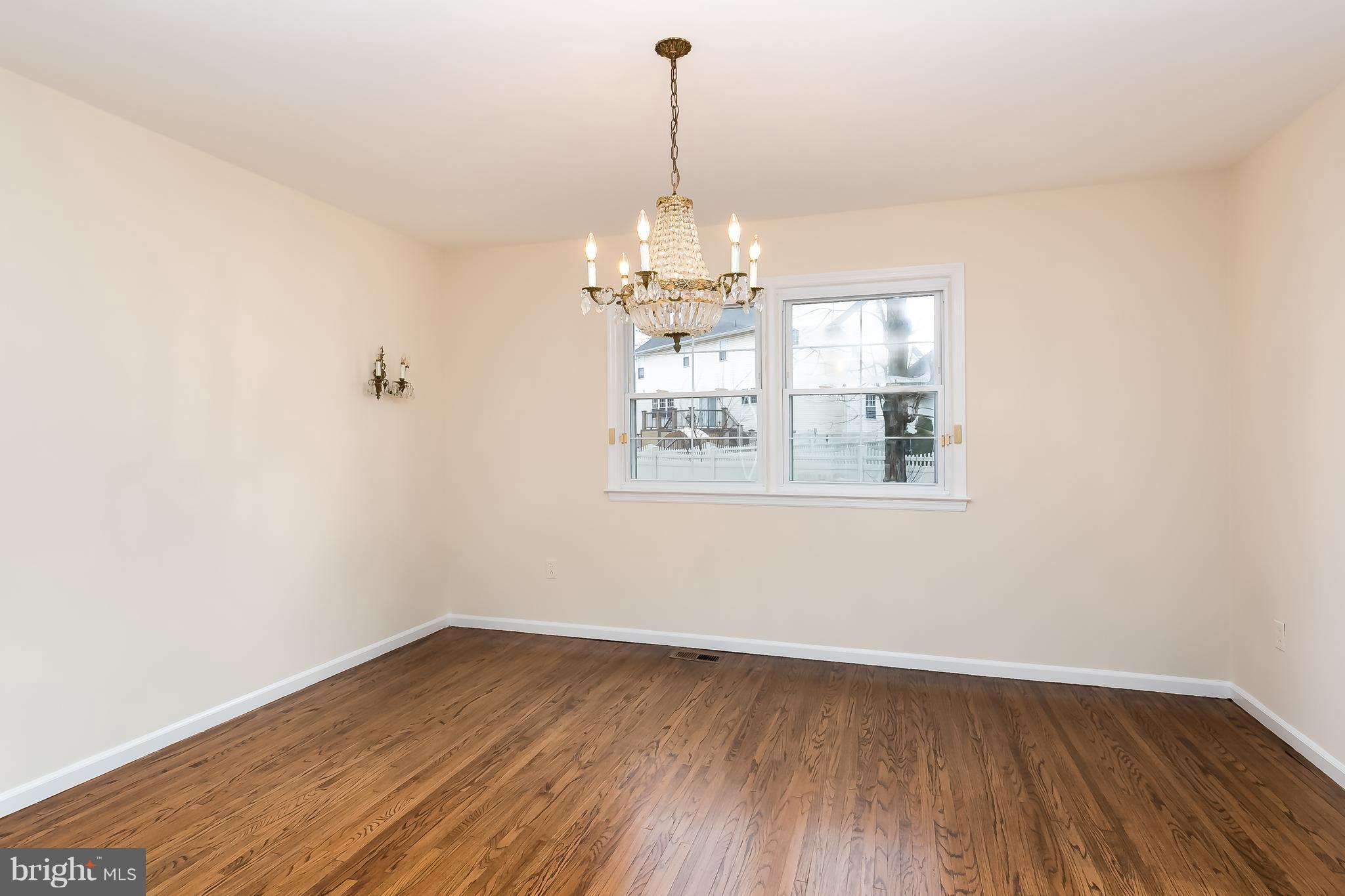 142 Greenvale Road Cherry Hill, NJ 08034 - Photo 5 of 24