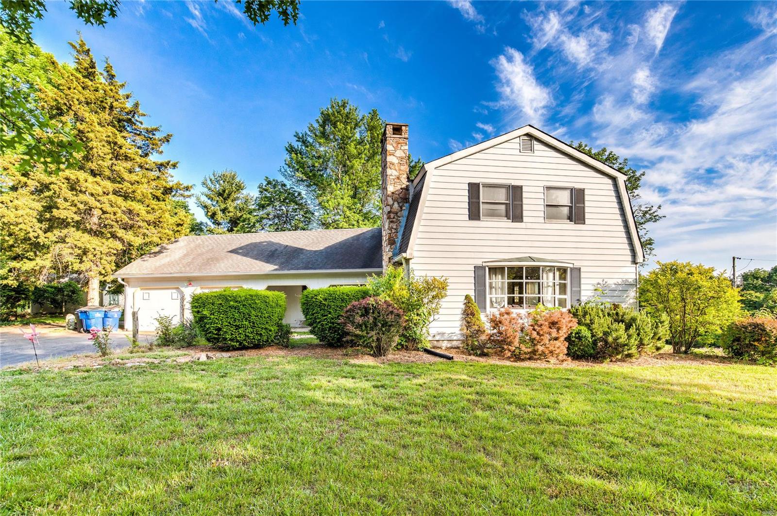 3300 Douglas Road Florissant, MO 63034 - Photo 1 of 40 Gallery Image 1