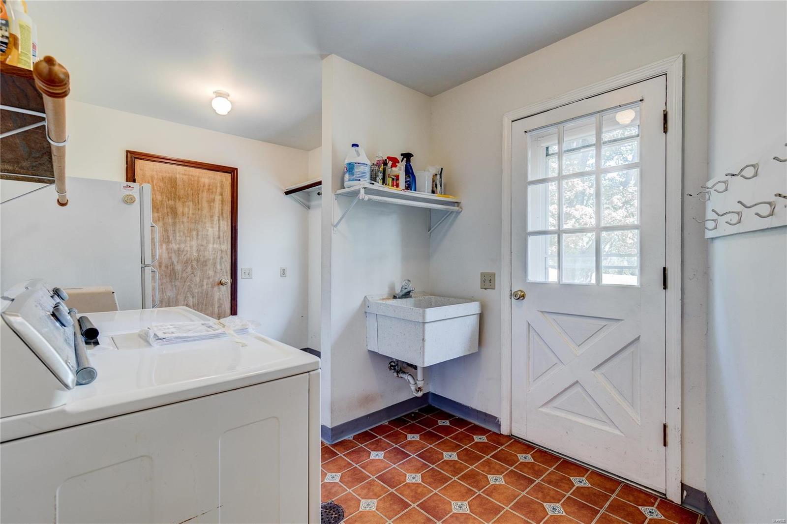 3300 Douglas Road Florissant, MO 63034 - Photo 20 of 40 Gallery Image 20