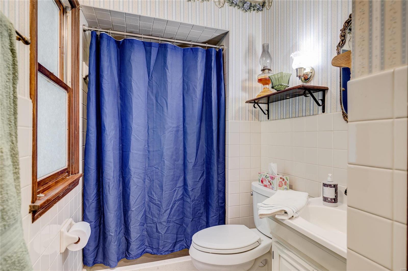 3300 Douglas Road Florissant, MO 63034 - Photo 21 of 40 Gallery Image 21
