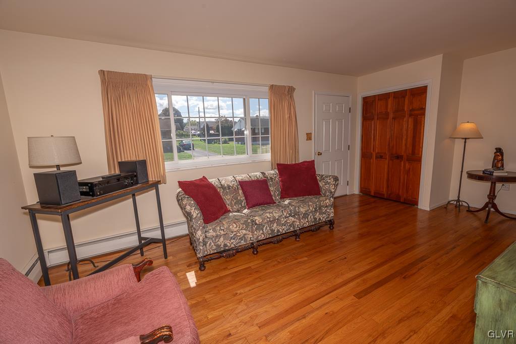 881 Elm Road Hellertown, PA 18055 - Photo 2 of 21 Gallery Image 2