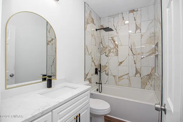 $299,900 | 124 John Williams Road, Jackson, TN 38301