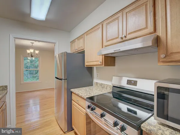 $2,900 | 9867 High Water Court, Burke, VA 22015