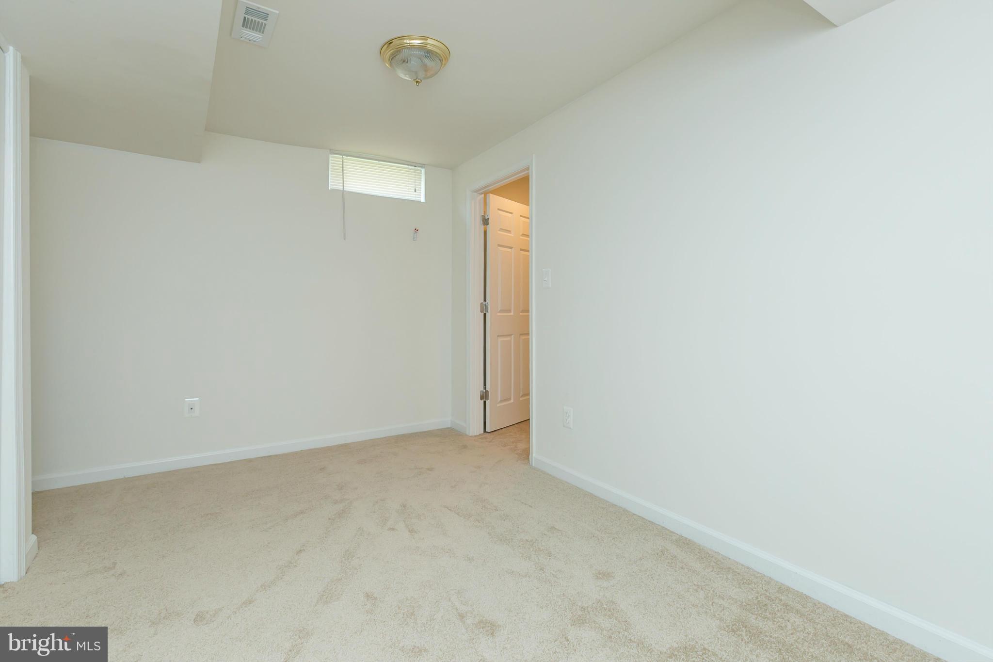 9302 Sea Point Road Baltimore, MD 21219 - Photo 21 of 30 a view of an empty room