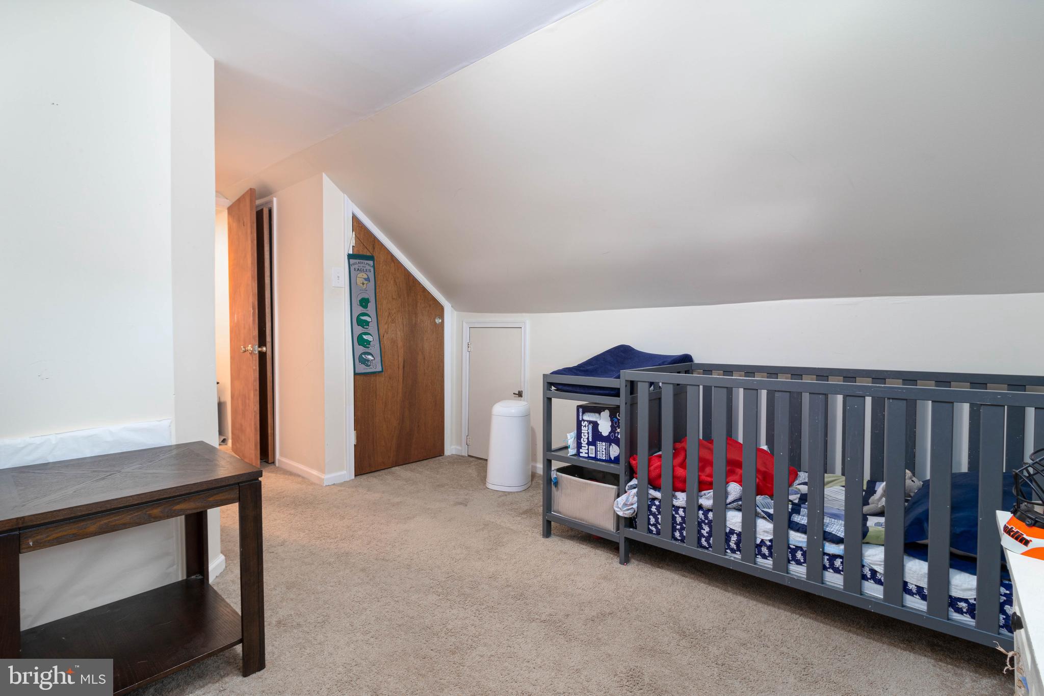 807 Tomlinson Road Philadelphia, PA 19116 - Photo 18 of 24 Upper level bedroom #4 (another angle)