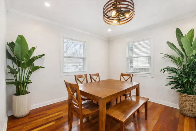 $300,000 | 926 Tappan Street, Woodstock, IL 60098