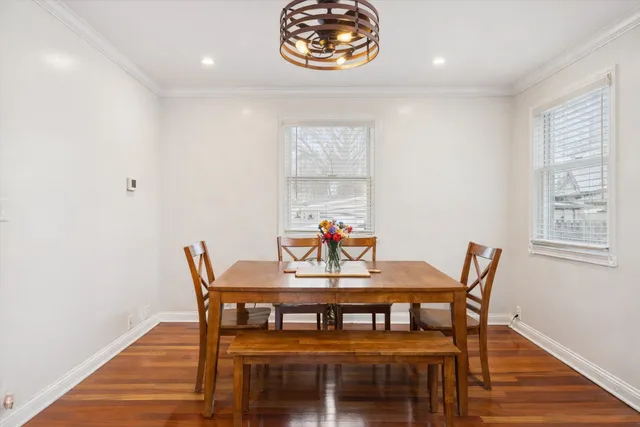 $300,000 | 926 Tappan Street, Woodstock, IL 60098