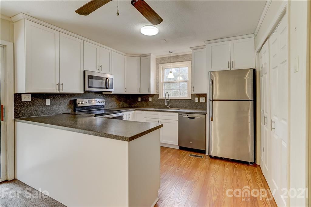 649 Rabun Circle Rock Hill, SC 29730 - Photo 14 of 31 Gallery Image 14