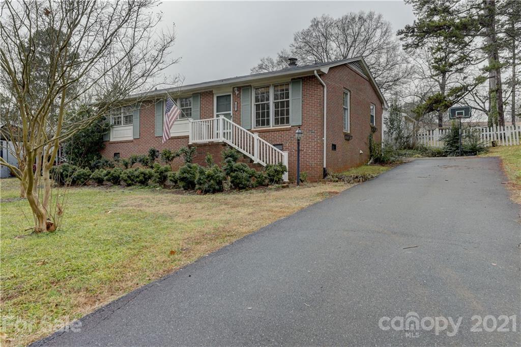 649 Rabun Circle Rock Hill, SC 29730 - Photo 4 of 31 Gallery Image 4