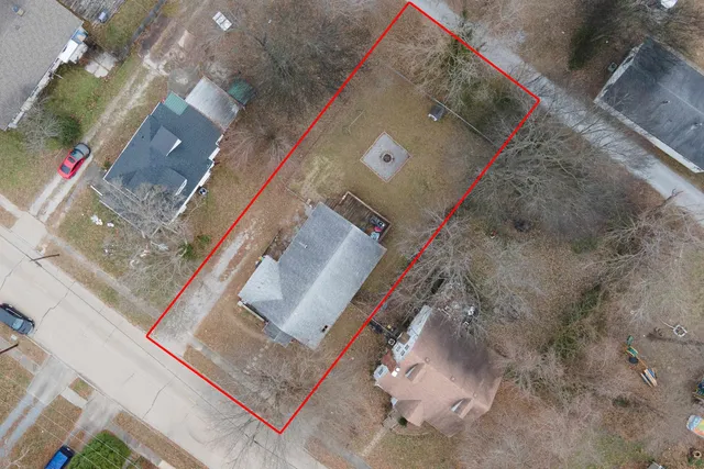 $105,000 | 705 North Bridge Street, Carbondale, IL 62901