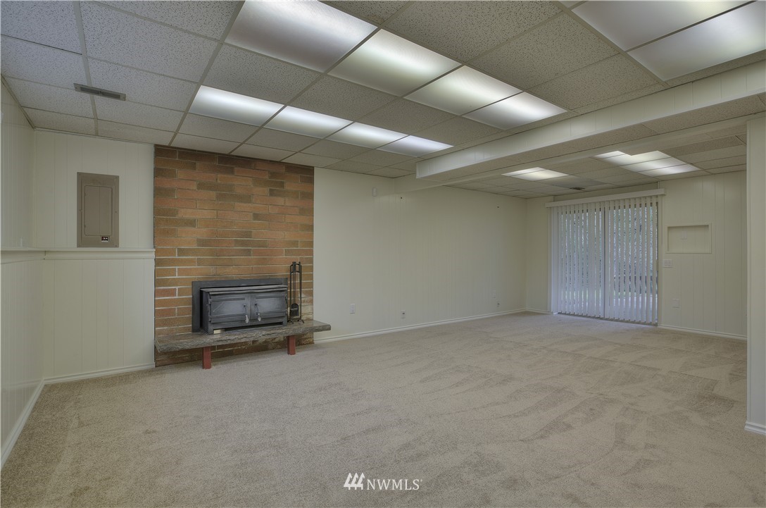 17818 98th Avenue South Renton, WA 98055 - Photo 15 of 23 Gallery Image 15
