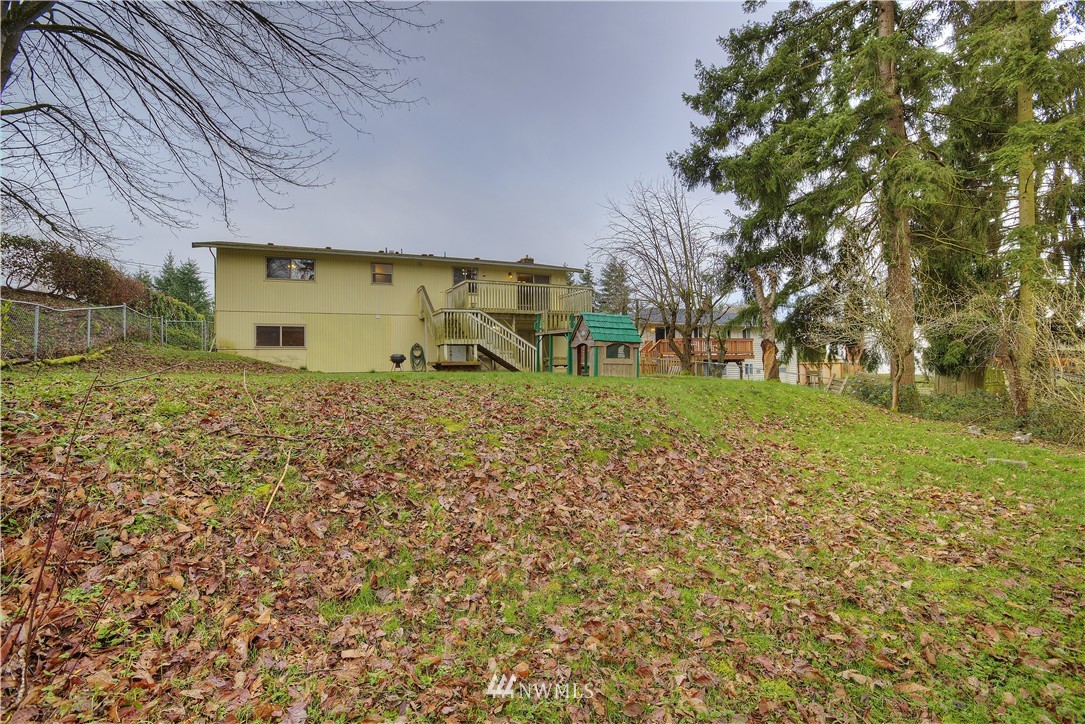 17818 98th Avenue South Renton, WA 98055 - Photo 19 of 23 Gallery Image 19