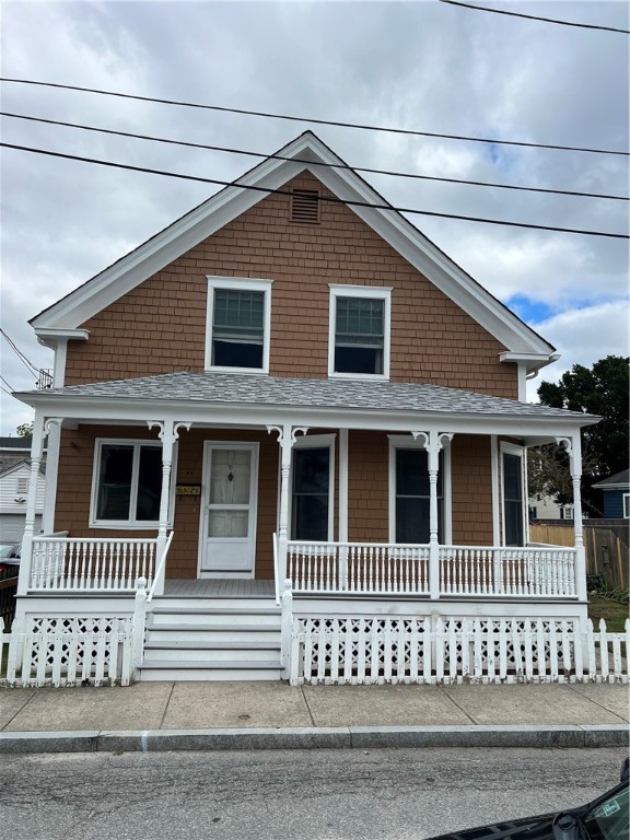 11 Martin Street Warren, RI 02885 - Photo 1 of 22 Gallery Image 1