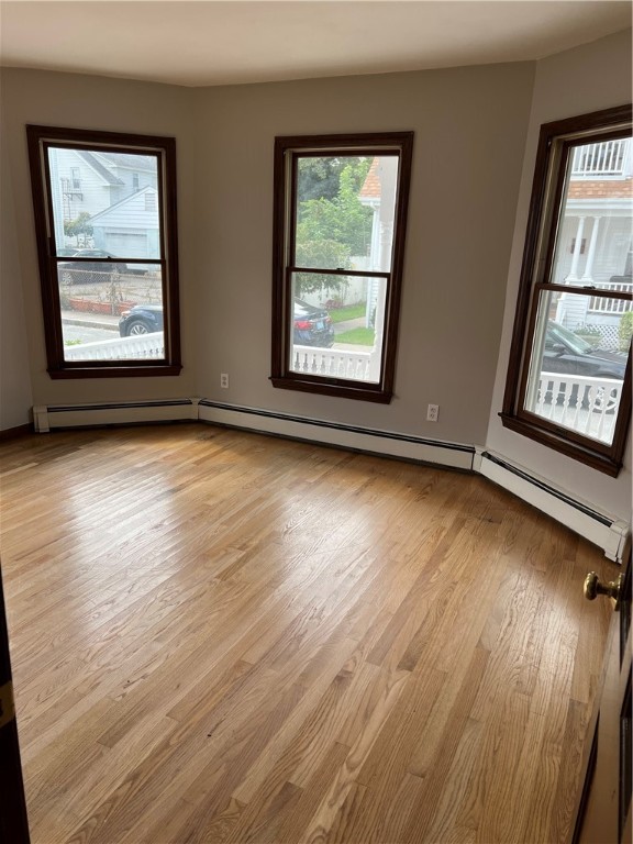 11 Martin Street Warren, RI 02885 - Photo 6 of 22 Gallery Image 6