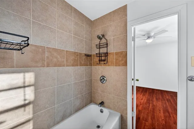 $309,000 | 234 Navajo Trail, Lake Kiowa, TX 76240