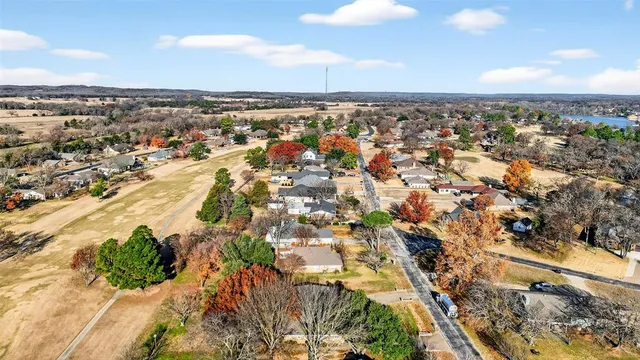 $309,000 | 234 Navajo Trail, Lake Kiowa, TX 76240