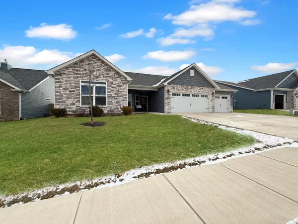 $329,900 | 1814 Southridge Drive, Frankfort, IN 46041