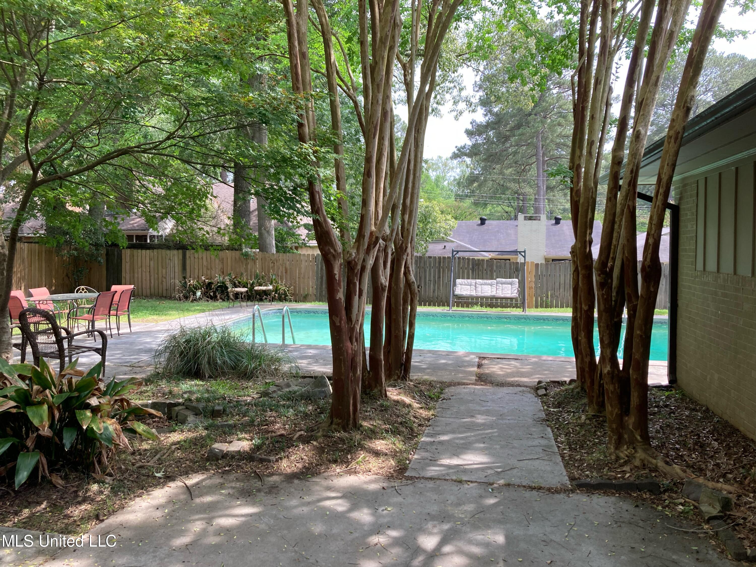 5329 Briarfield Road Jackson, MS 39211 - Photo 2 of 14 pool