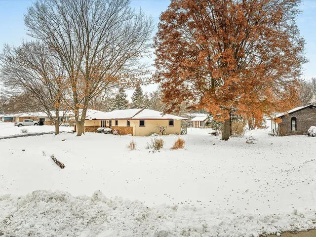 $239,900 | 3356 Cavendish Drive, Rockford, IL 61109