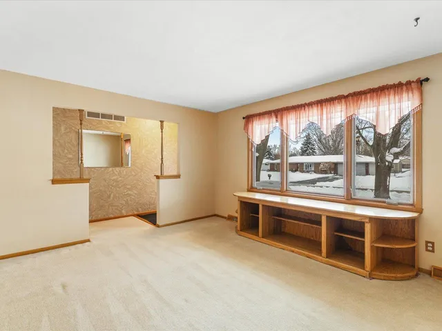 $239,900 | 3356 Cavendish Drive, Rockford, IL 61109