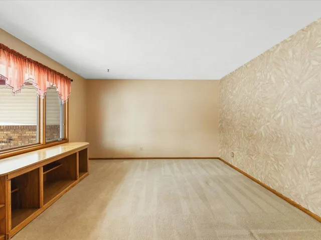 $239,900 | 3356 Cavendish Drive, Rockford, IL 61109