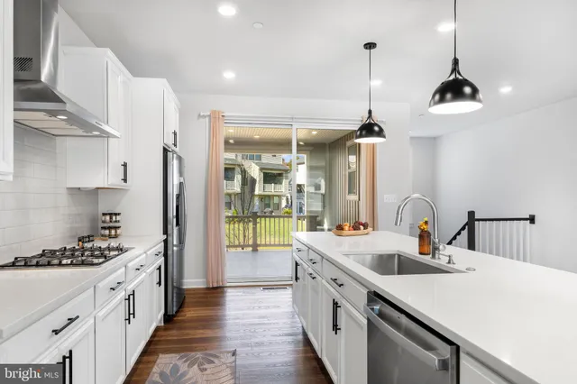 $760,000 | 7217 Mainstream Way, Columbia, MD 21044