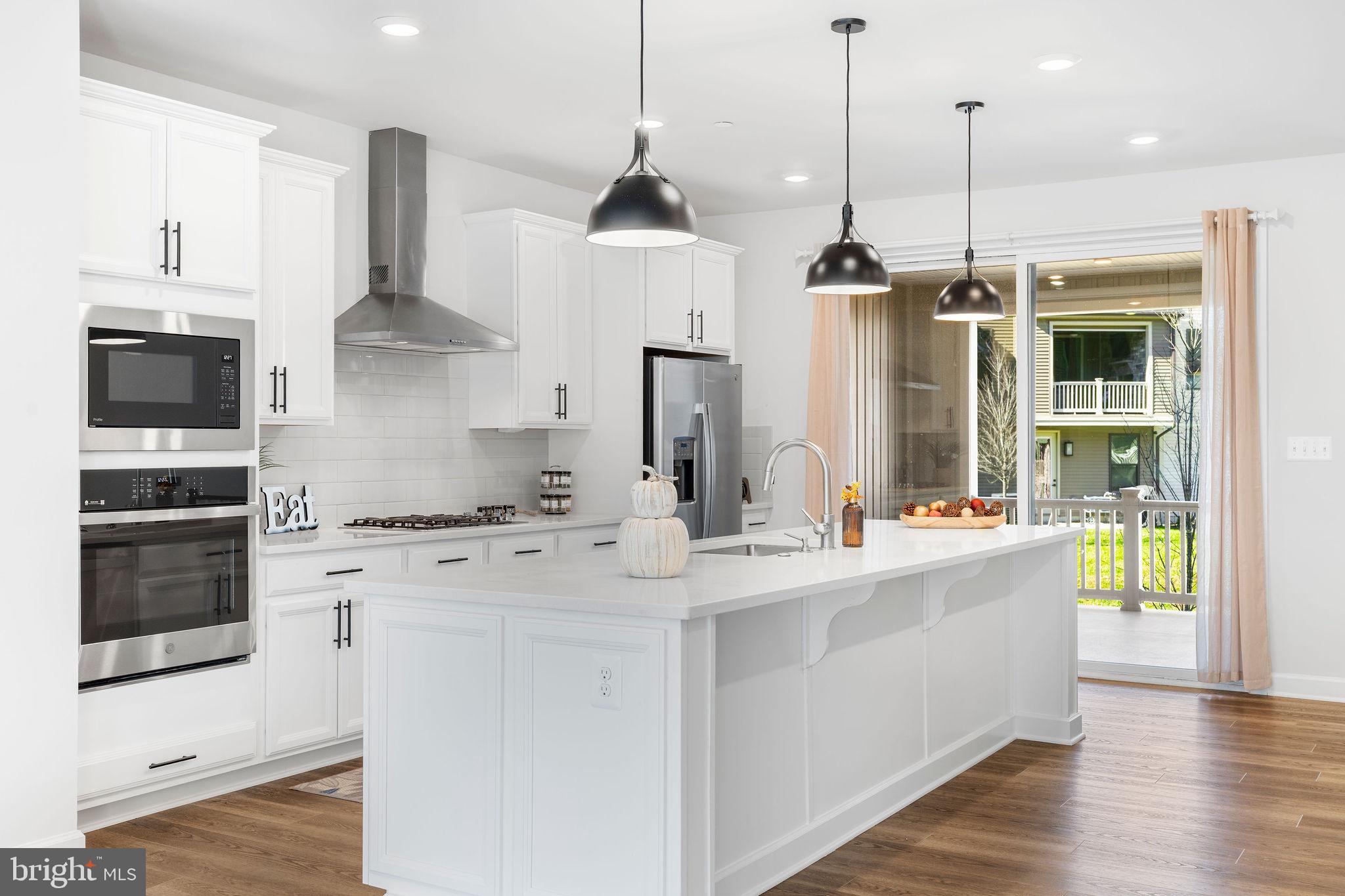 7217 Mainstream Way Columbia, MD 21044 - Photo 2 of 47 Gourmet Kitchen with Breakfast Bar
