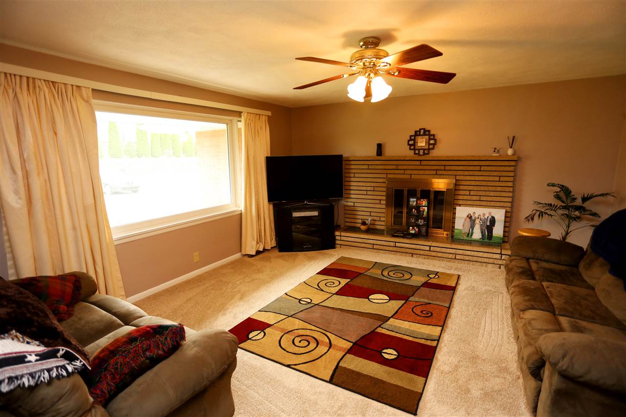 17845 Jackson Road South Bend, IN 46614 - Photo 3 of 25 Gallery Image 3