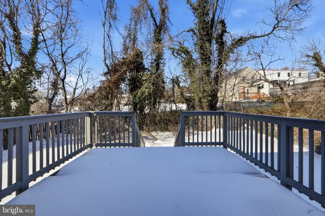 $295,000 | 5808 Burgundy Street, Capitol Heights, MD 20743