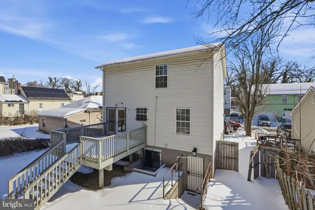 $295,000 | 5808 Burgundy Street, Capitol Heights, MD 20743