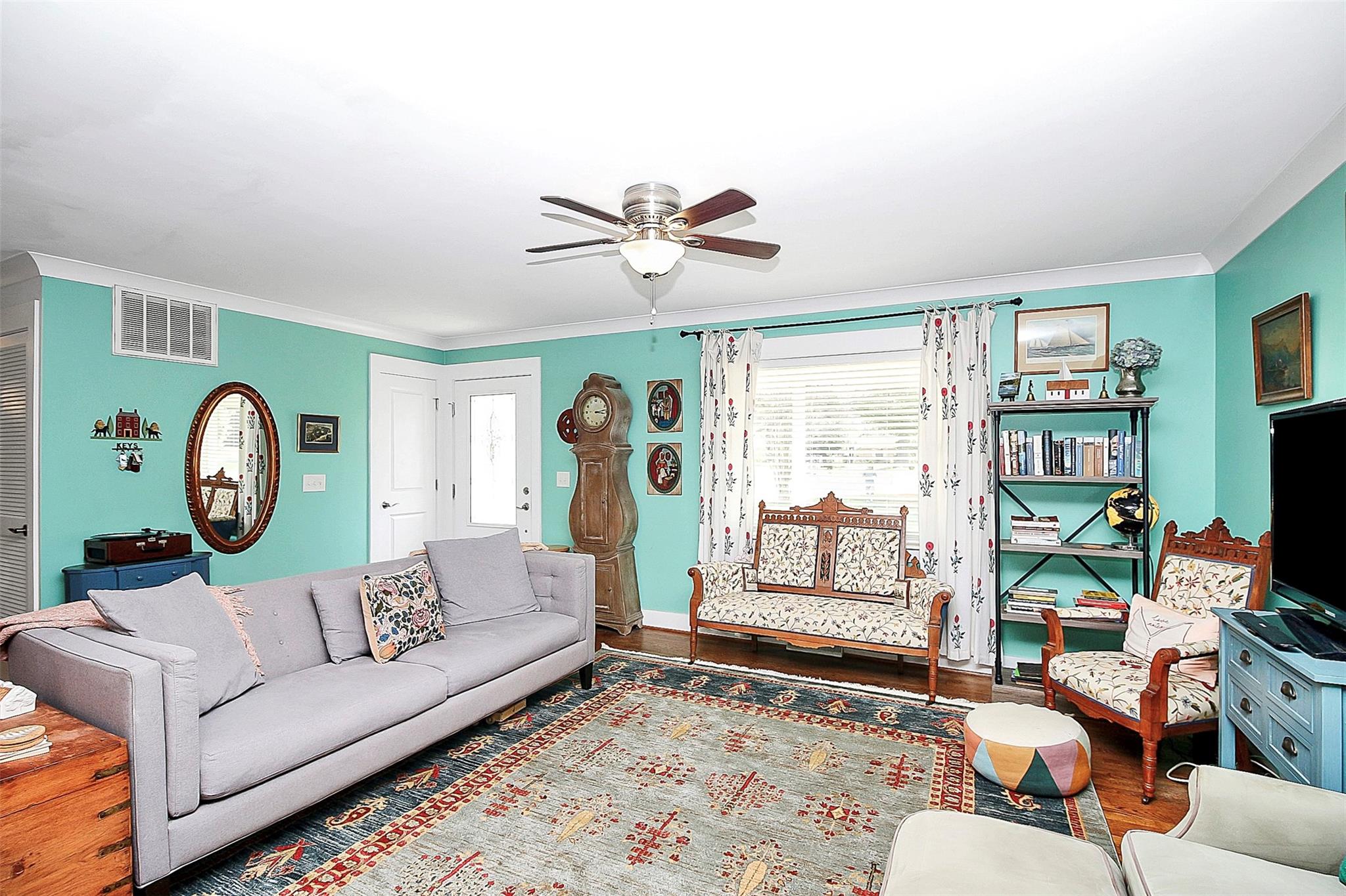 9713 Washam Potts Road Cornelius, NC 28031 - Photo 7 of 33 Gallery Image 7