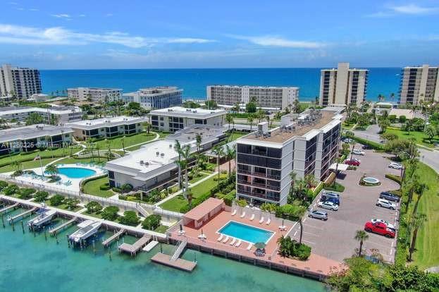 225 South Beach Road, Unit 105 Tequesta, FL 33469 - Photo 15 of 16 a picture of city view