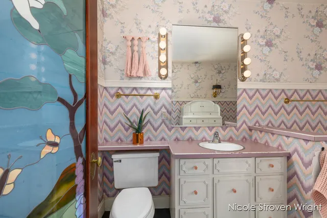 $897,500 | 400 Fulton Street East, Grand Rapids, MI 49503