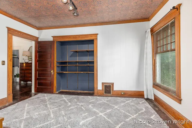 $897,500 | 400 Fulton Street East, Grand Rapids, MI 49503