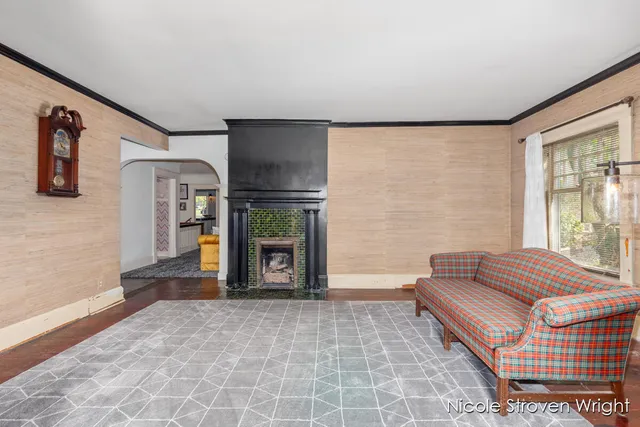 $897,500 | 400 Fulton Street East, Grand Rapids, MI 49503