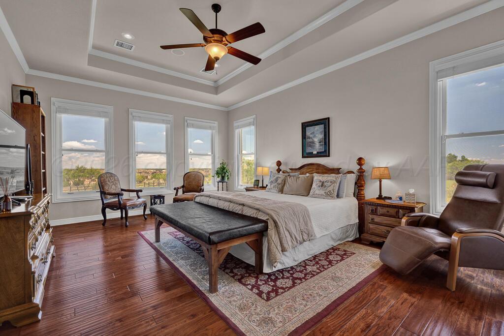 7701 Canyon Bend Road Amarillo, TX 79118 - Photo 27 of 67 master bedroom 1
