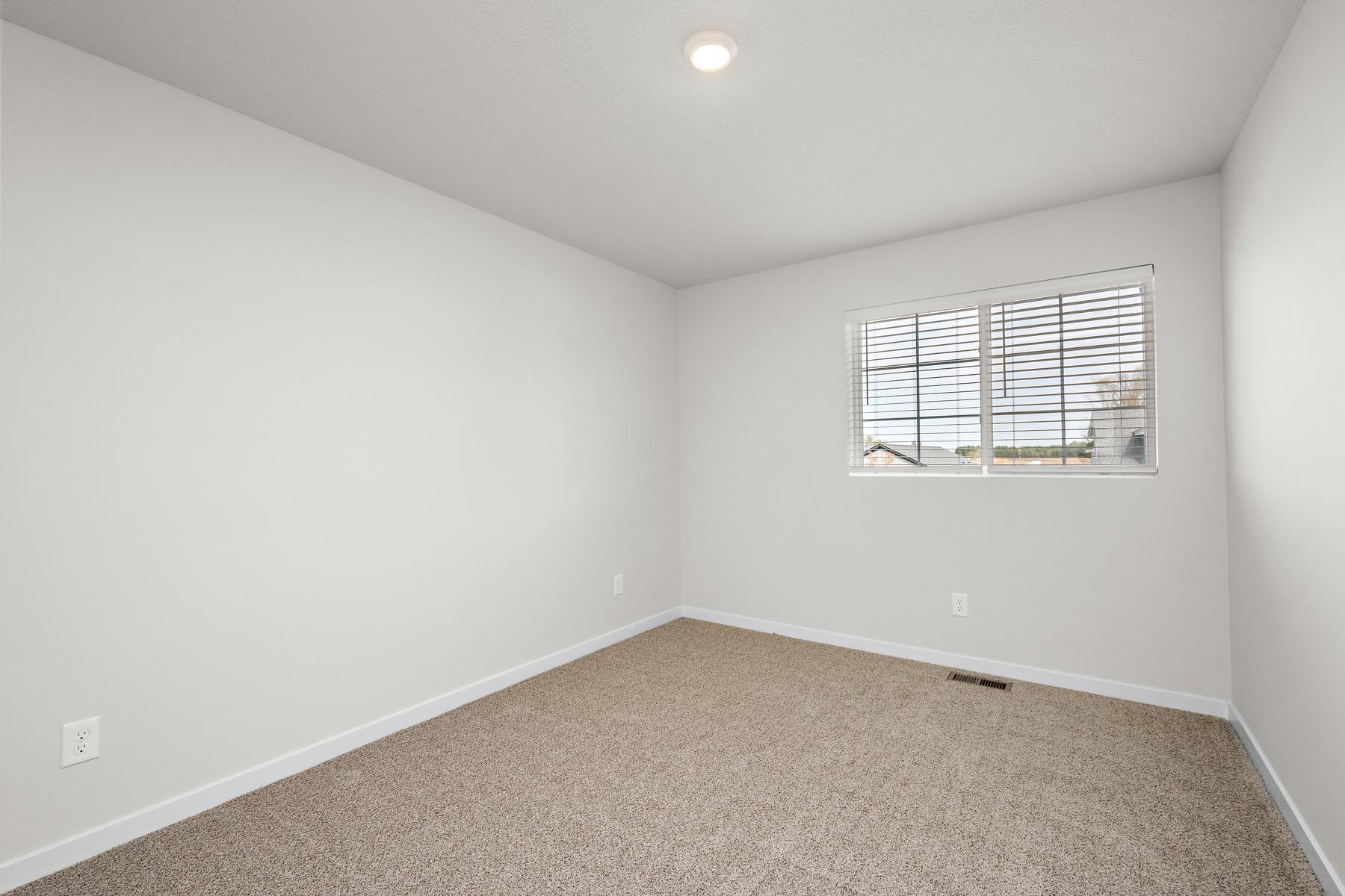 605 Redwood Loop North Cambridge, MN 55008 - Photo 15 of 21