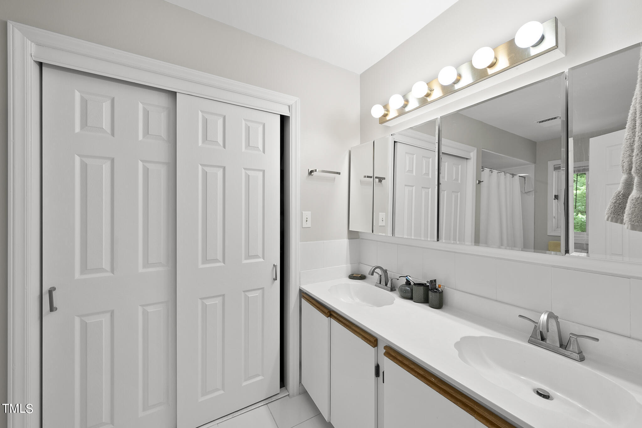 1104 Queensferry Road Cary, NC 27511 - Photo 21 of 28 DSC07174