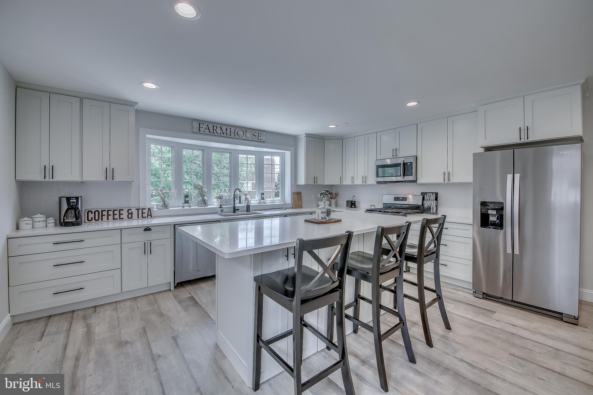 7013 Voight Road Philadelphia, PA 19128 - Photo 3 of 33 Gallery Image 3