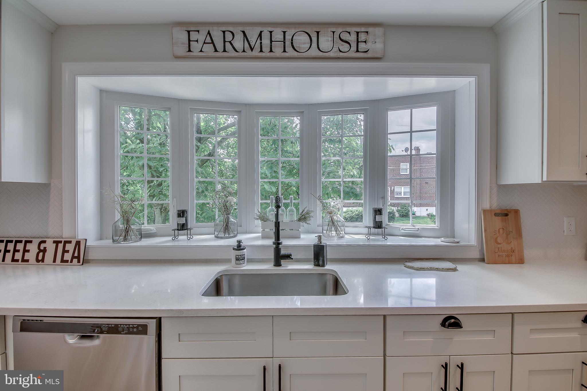 7013 Voight Road Philadelphia, PA 19128 - Photo 5 of 33 Gallery Image 5